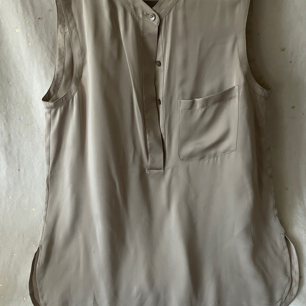 Vince Cream Boxy Blouse with Buttoned Mandarin Collar